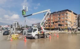 Toroslar EDAŞ’tan deprem bölgesinde asrın elektrik dağıtım operasyonu