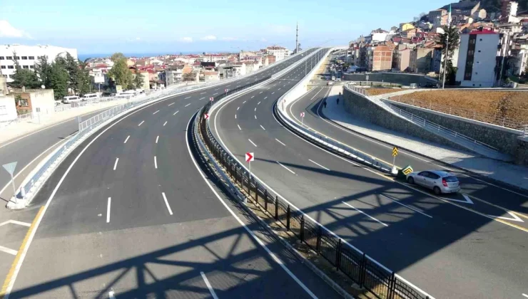 Trabzon’da Kanuni Bulvarı Yolu’nun tamamlanan bölümleri trafiğe açılıyor