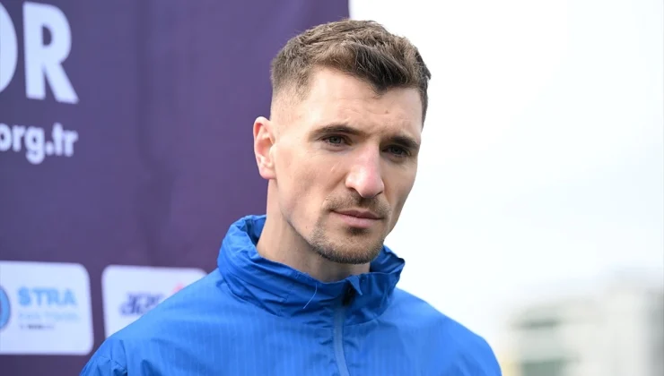 Trabzonspor’un yeni transferi Meunier, Avcı ile görüşme sonrası hızlı karar verdi