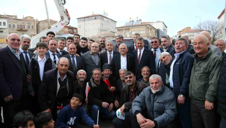 Başkan Büyükkılıç, Yeşilhisar’da Coşkulu Miting Gerçekleştirdi