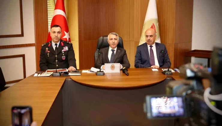 Kahramanmaraş Valisi, Mart Ayı Güvenlik Bilgilendirme Toplantısı’nda Yapılan Çalışmaları Açıkladı