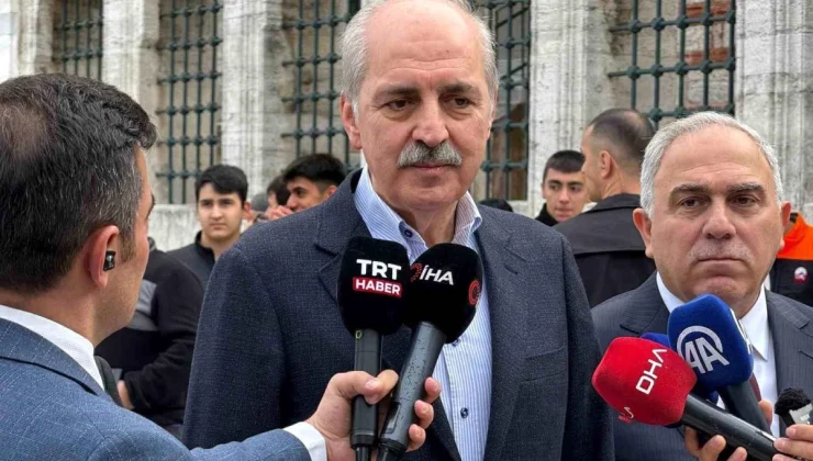 TBMM Başkanı Numan Kurtulmuş, İstanbul Fatih Camii’nde bayram namazını kıldı