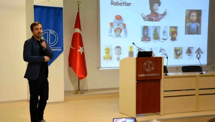 Anadolu Üniversitesi’nde ‘Otizmli Çocukların Eğitiminde İnsansı Robotlar’ başlıklı seminer düzenlendi