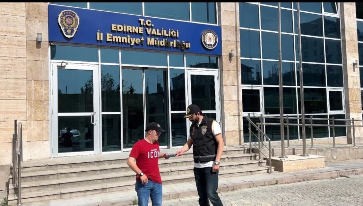 Down Sendromlu Genç Oğuzhan’ın Gasp Edilen Telefonu Polis Tarafından Teslim Edildi