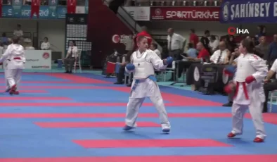 Türkiye Minikler Karate Şampiyonası Gaziantep’te Başladı