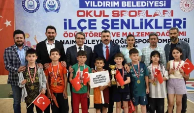 Yıldırım’da Okul Sporları İlçe Şenlikleri Yapıldı