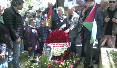 Deniz Gezmiş, Yusuf Aslan ve Hüseyin İnan’ın mezarları başında anma töreni düzenlendi
