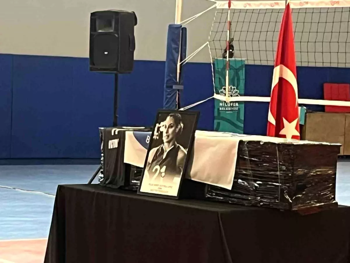 Nilüfer Belediyespor’un Porto Riko’lu smaçörü Pilar Marie Victoria Lopez için tören düzenlendi