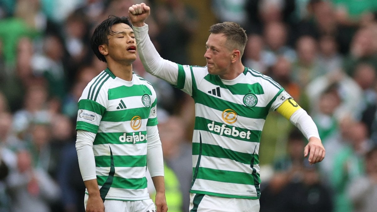 Old Firm derbisinde Celtic, Rangers’ı üç golle yıktı