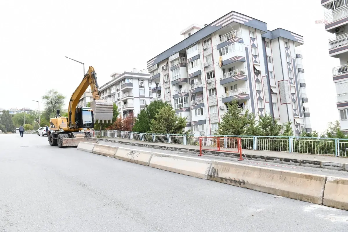 İzmir’de Heyelan Sonrası Güvenlik Önlemleri Alındı